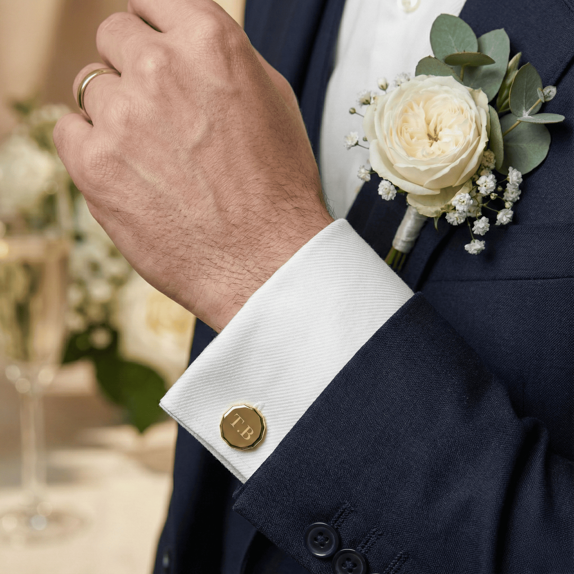 Kunden spezifische goldene Manschetten knöpfe für Ushers-elegantes graviertes Herren-Hochzeits zubehör